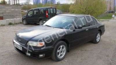 Автостекло Nissan Cefiro A32